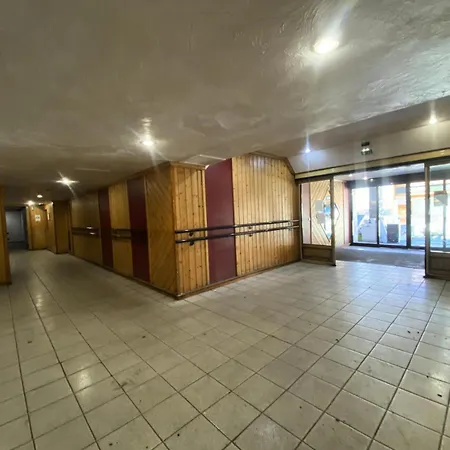 Neves - Location: Pour 4 Personnes Dans Un Quartier Anime / Les Neves Mae-9103 *