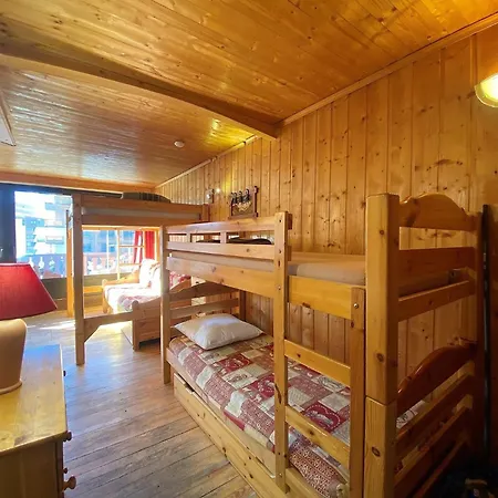 Neves - Location: Pour 4 Personnes Dans Un Quartier Anime / Les Neves Mae-9103 アパート *
