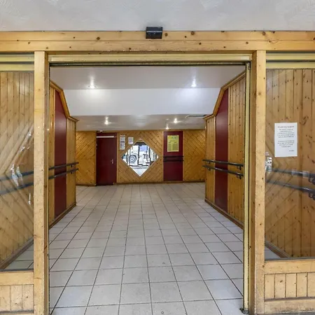 Neves - Location: Pour 4 Personnes Dans Un Quartier Anime / Les Neves Mae-9103 ヴァル・トランス